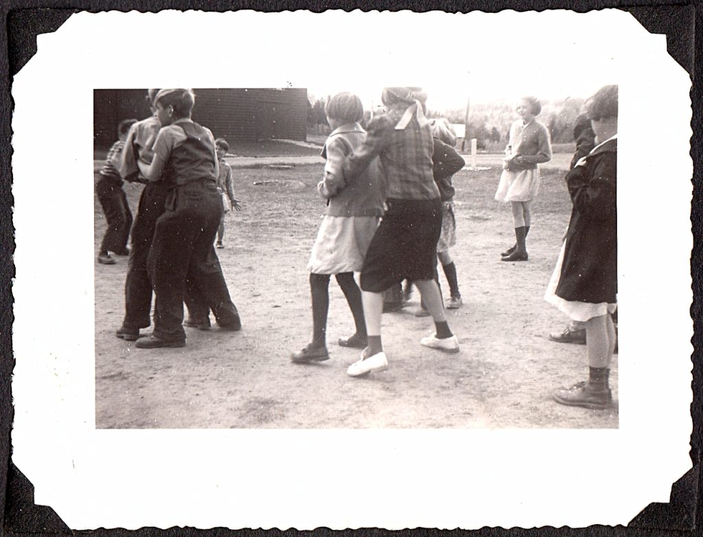Easton school kids jostling